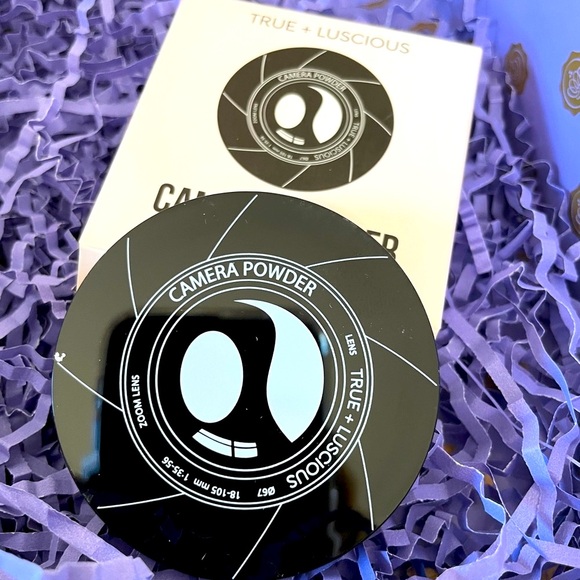 True + Luscious Camera Powder - Picture 5 of 10